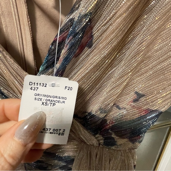 Le Chateau Purple and Cream Midi Dress extra small - Picture 9 of 13